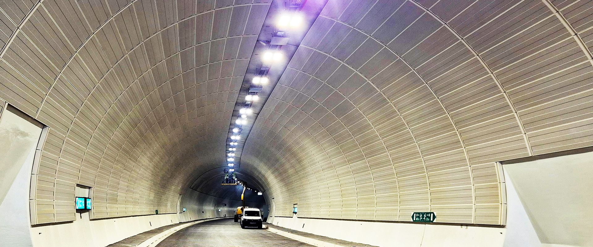 Tunel Konovo: kabelovski regali Hermi Fast Klick®